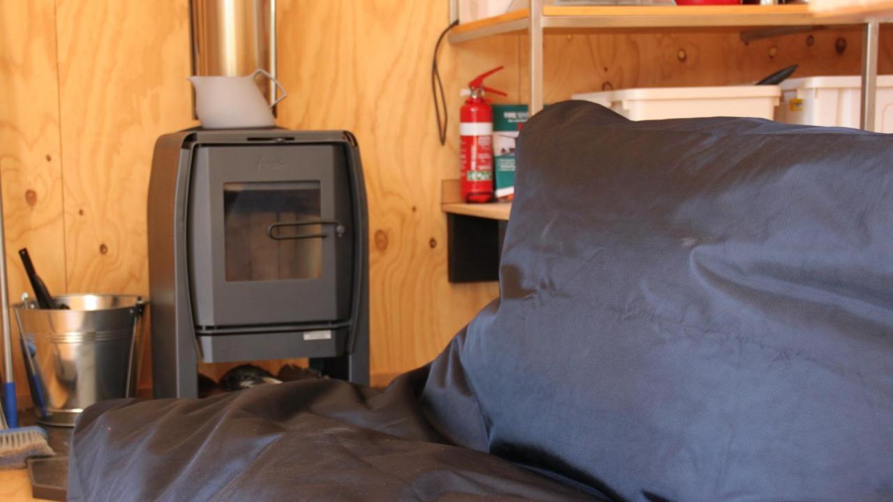 Villa Bay Of Fires Eco Hut Off Grid Experience At Binalong Bay Exterior foto